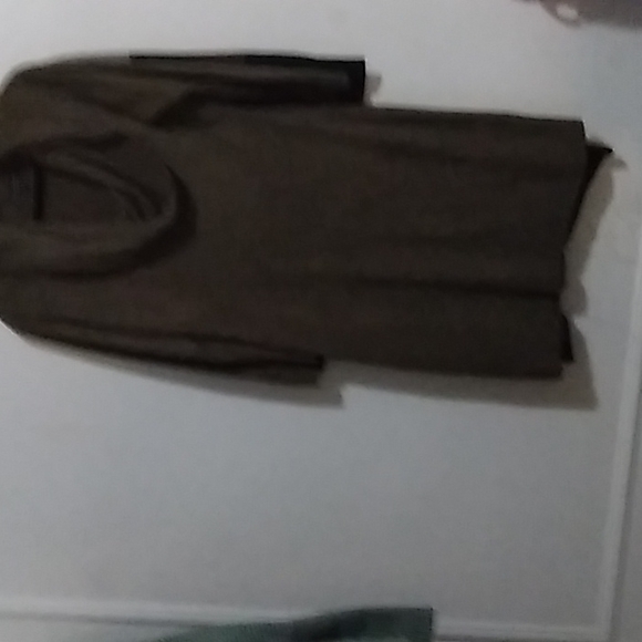 SOLD. - Picture 2 of 6